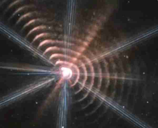 神秘的波纹，古怪的圆环！盘点韦伯望远镜那些令人惊叹的图片