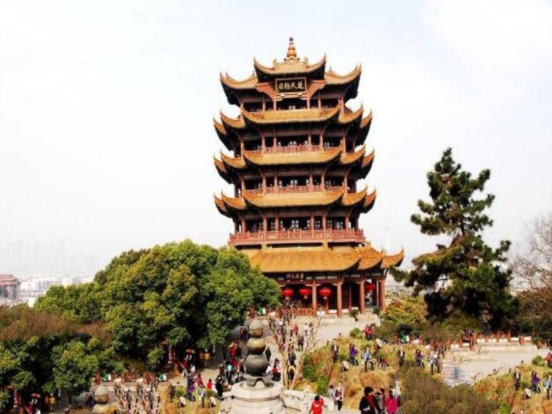 中国四大名楼：蓬莱阁 、滕王阁、黄鹤楼、岳阳楼