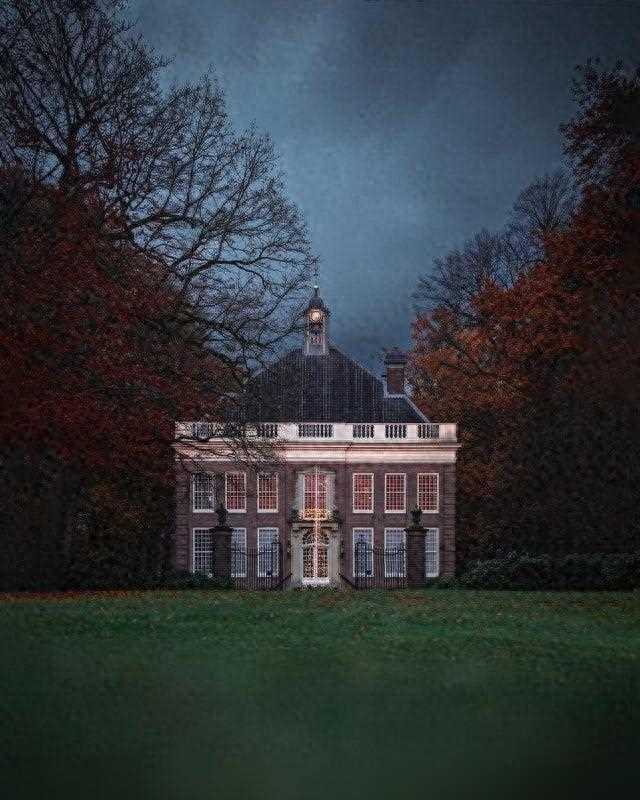 全球奇闻异事大赏：豪宅似鬼屋、古印度装甲裤重现