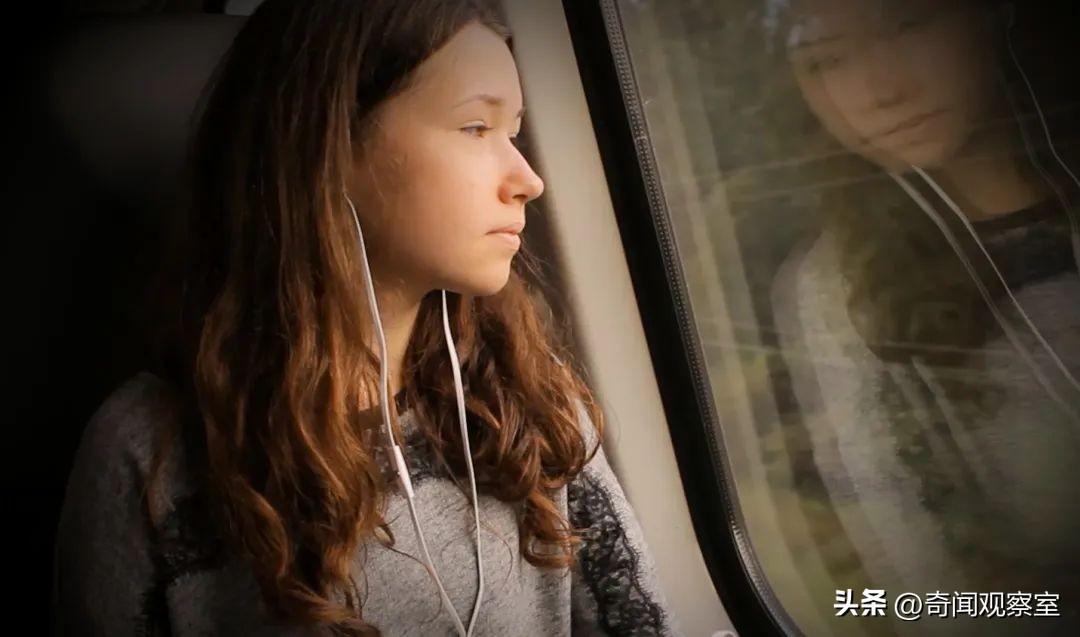 女网红的惊天骗局，为骗人雇300人演戏，把众富豪们耍的团团转
