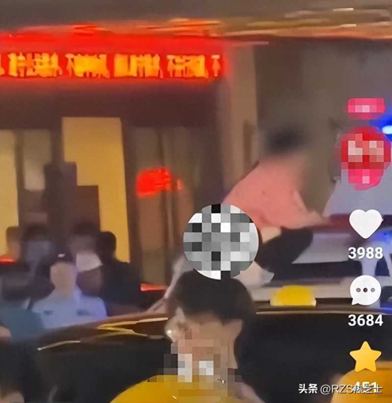 桂林奇闻！女子爬上车顶做不雅动作引发瞠目结舌