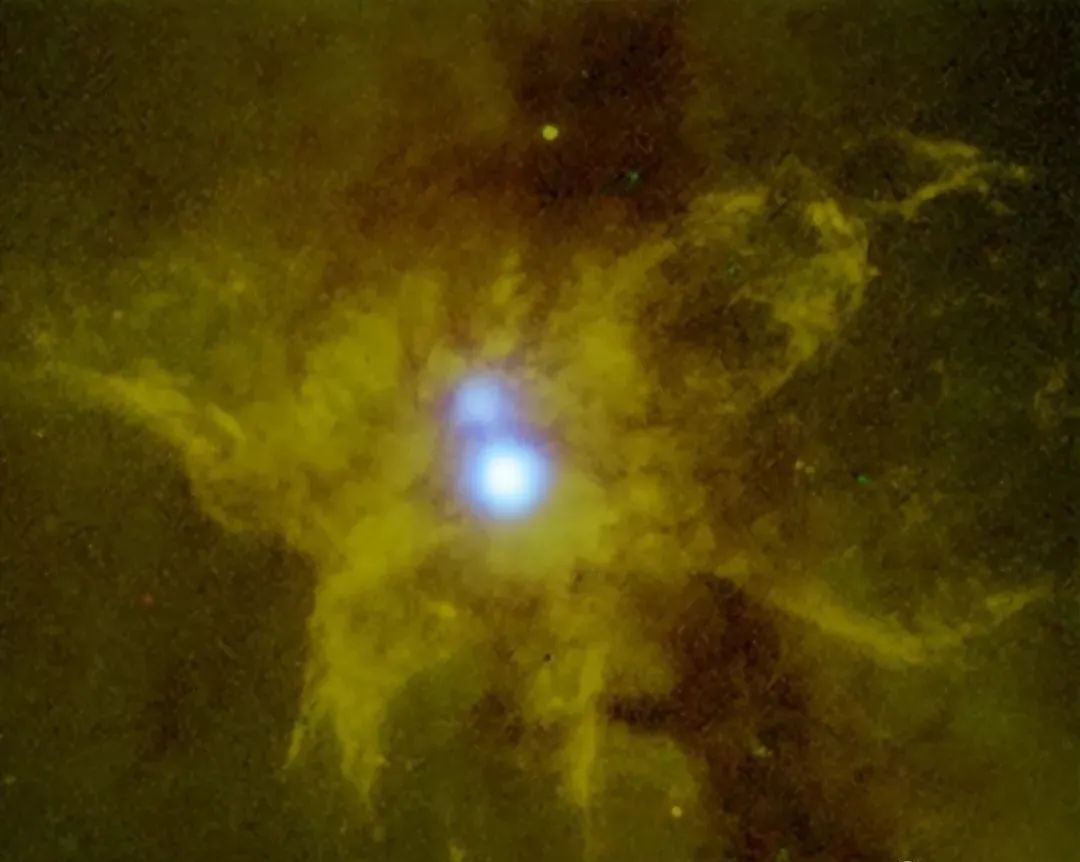 75亿光年外，有什么东西似乎逃离了星系，哈勃疑似拍到尾迹